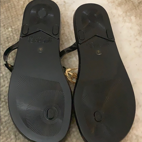 Michael Kors Sandals NWOT - Picture 4 of 8